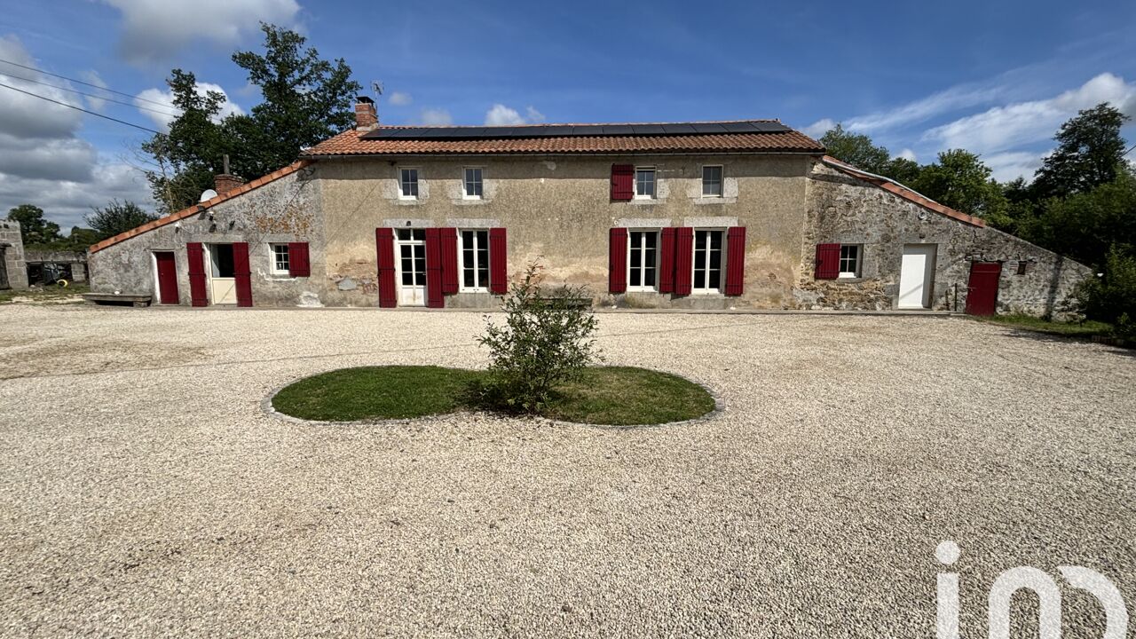 maison 5 pièces 208 m2 à vendre à Châtillon-sur-Thouet (79200)