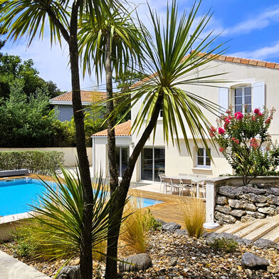 Maison 11 pièces 1404000 €