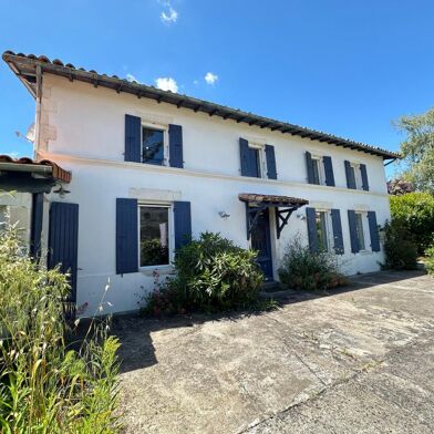 Maison 6 pièces 491150 €