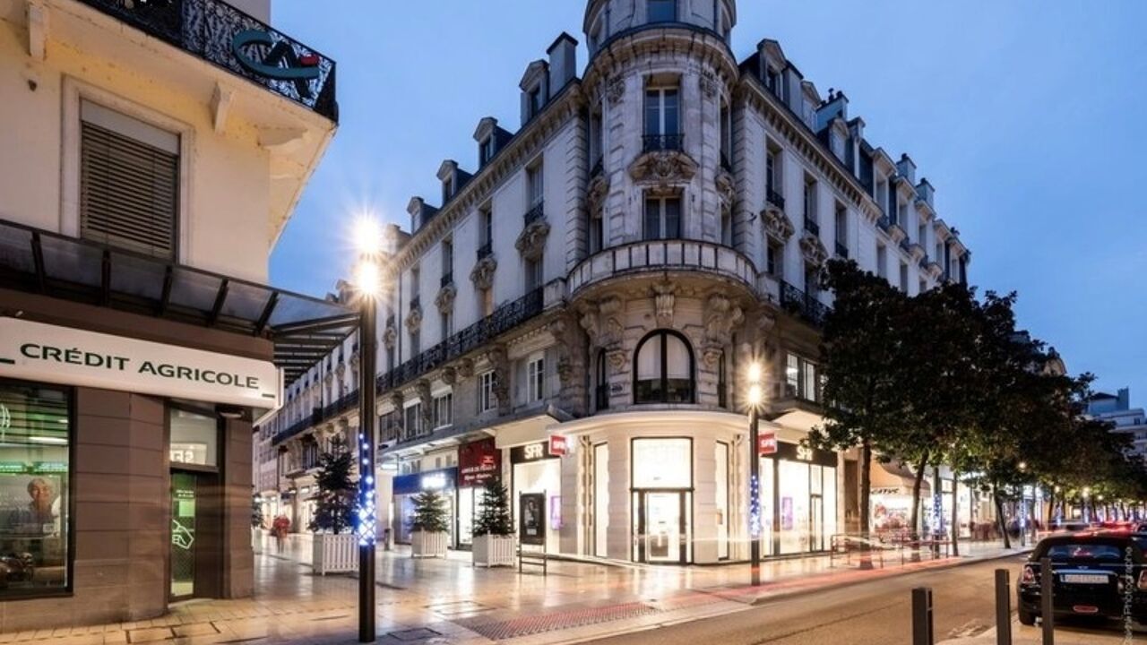 commerce 1 pièces 327 m2 à vendre à Vichy (03200)