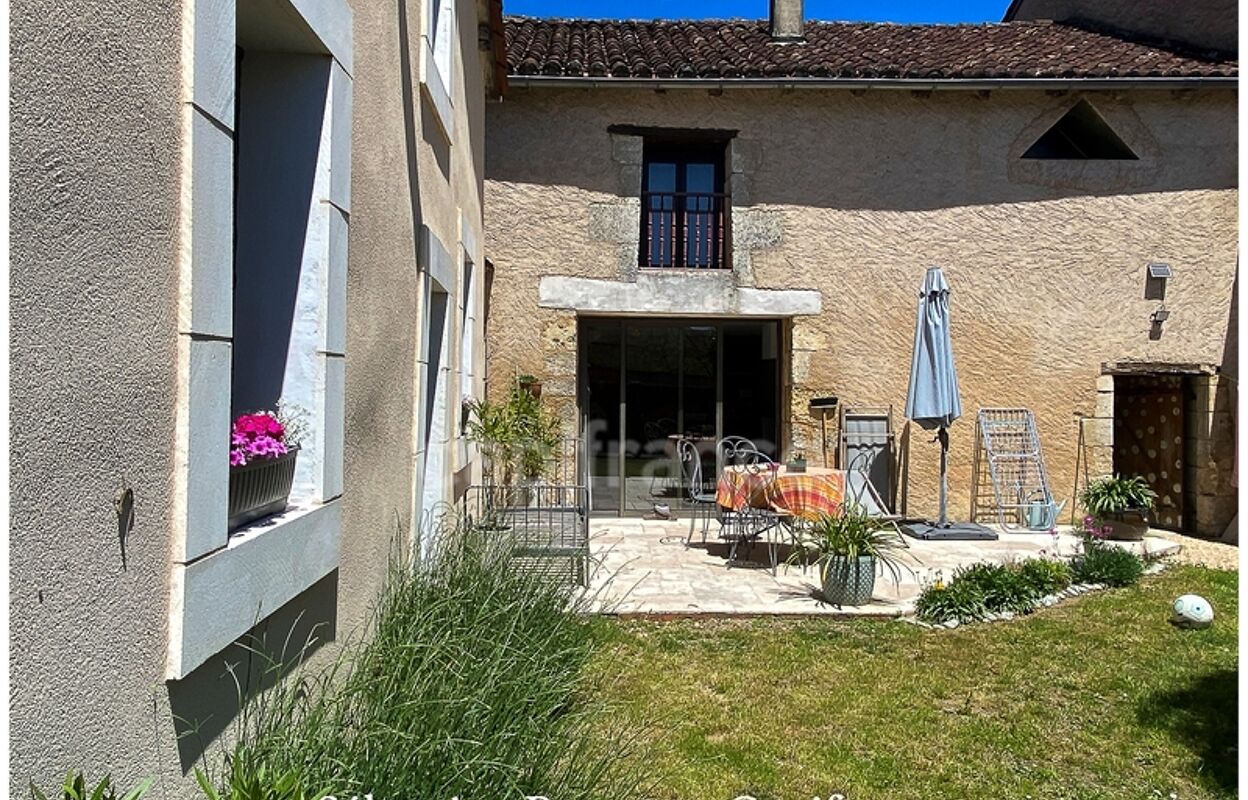 maison 5 pièces 138 m2 à vendre à Agonac (24460)