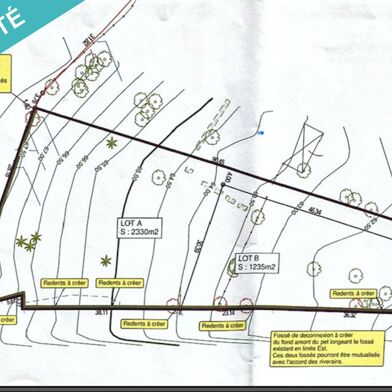 Terrain 2330 m²