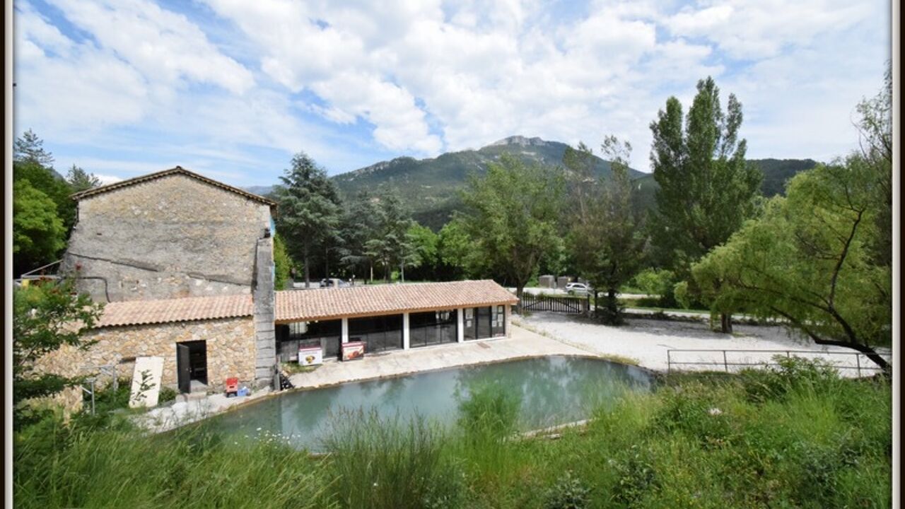 maison 20 pièces 450 m2 à vendre à Castellane (04120)