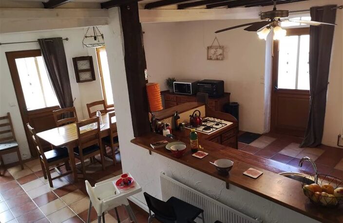 Vente Maison de village avec 3 chambres et jardin. — photo 3