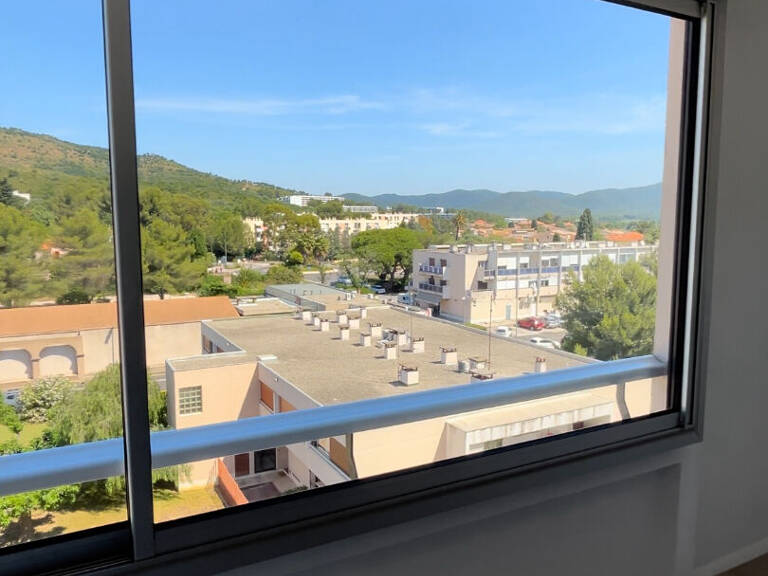 Appartement Hyères 2 pièces 39.64 m2 — photo 1