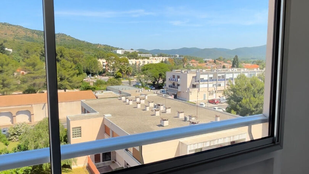 appartement 2 pièces 39 m2 à vendre à Hyères (83400)