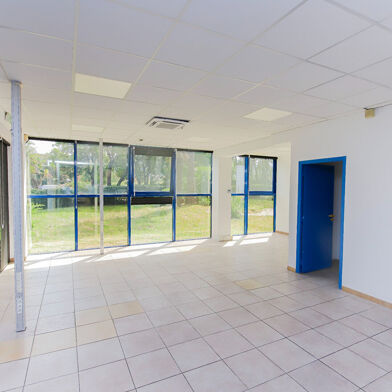 Commerce 4 pièces 3500 €