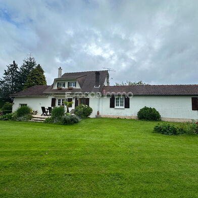 Maison 7 pièces 212000 €