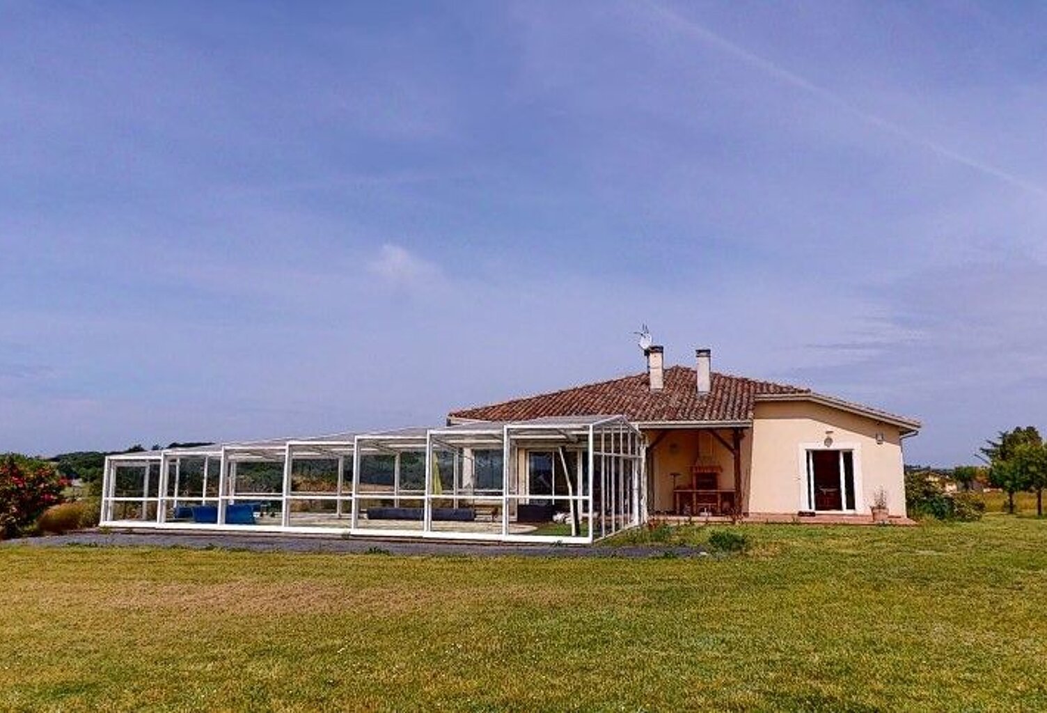 Maison — photo 1
