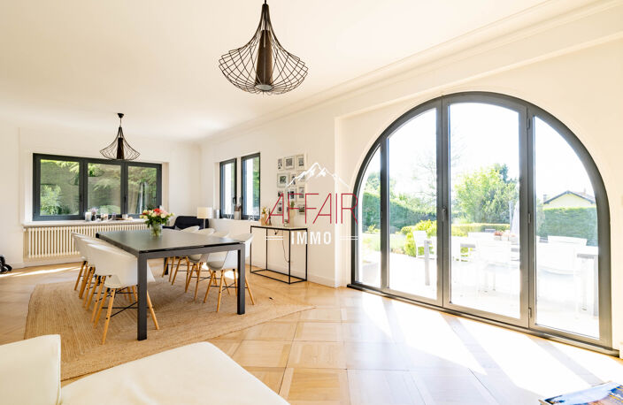 MAISON 8 PIECES  - 210 M2 - 74160 ARCHAMPS — photo 3
