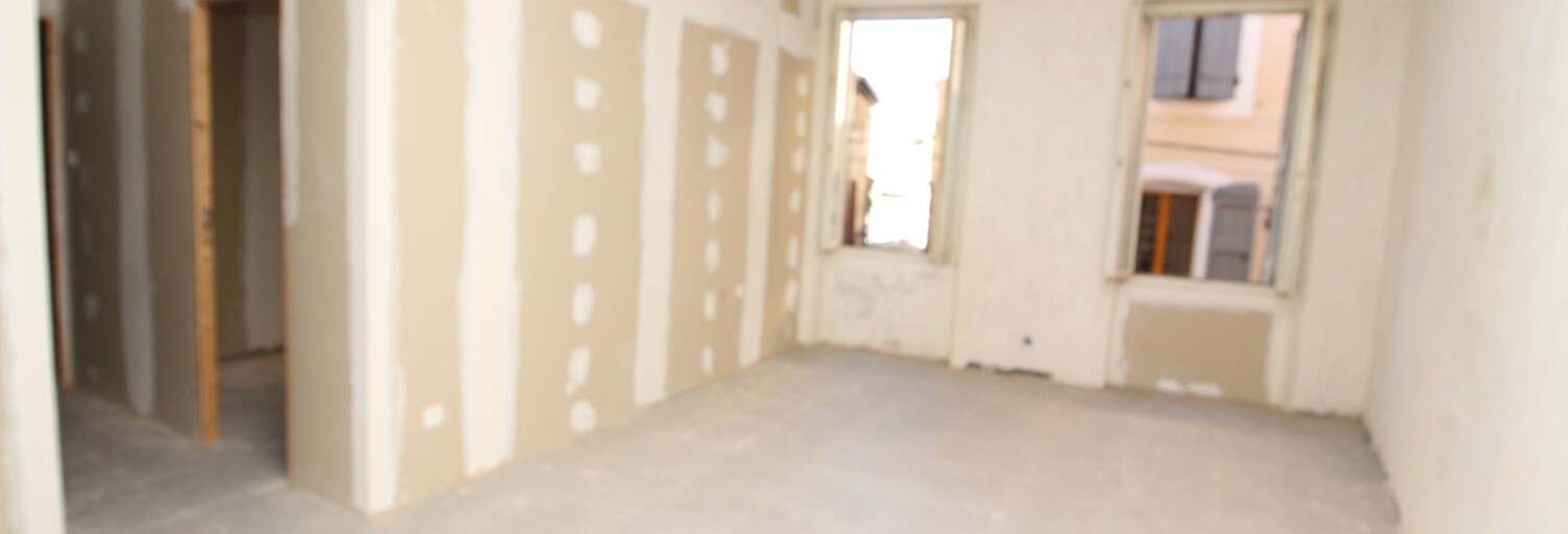 Appartement 9 Pièces 215 m² à vendre à Pertuis (84120)