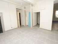 Pertuis centre ville rue Piétonne 4 appartements à vendre — photo 3