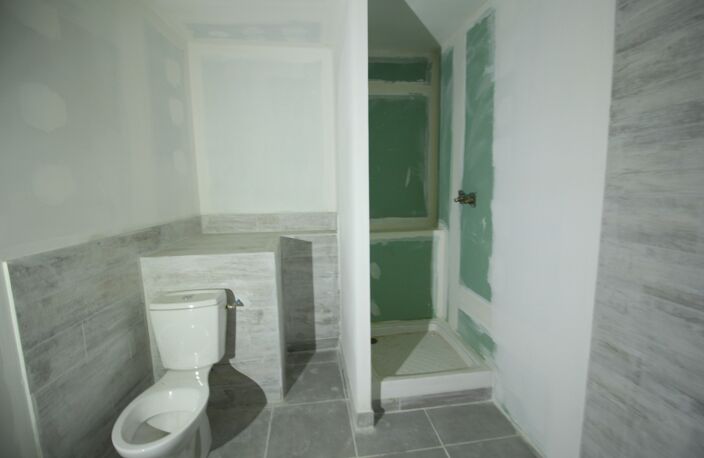 Pertuis centre ville rue Piétonne 4 appartements à vendre — photo 5