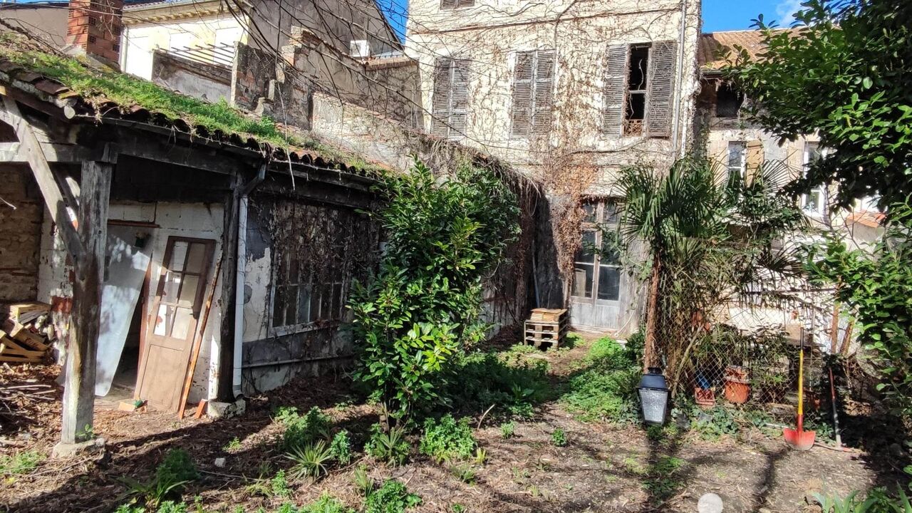 immeuble  pièces 478 m2 à vendre à Agen (47000)