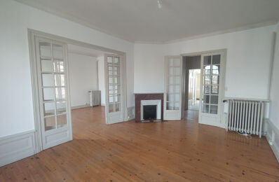 location appartement 1 100 € CC /mois à proximité de Pérignat-Lès-Sarliève (63170)