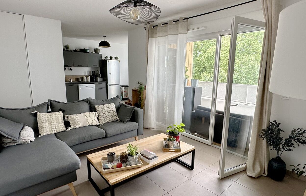 appartement 3 pièces 64 m2 à vendre à Grenoble (38100)