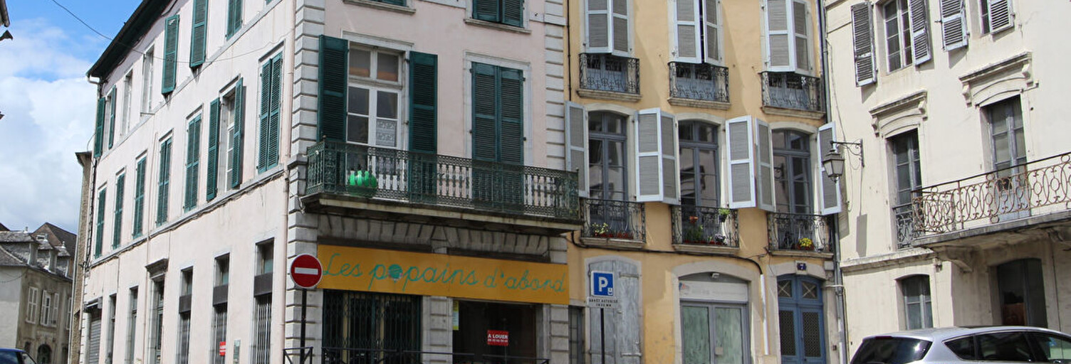 Immeuble  450 m² à vendre à Oloron-Sainte-Marie (64400)