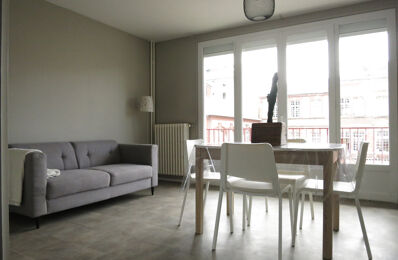 location appartement 942 € CC /mois à proximité de Fresney (27220)