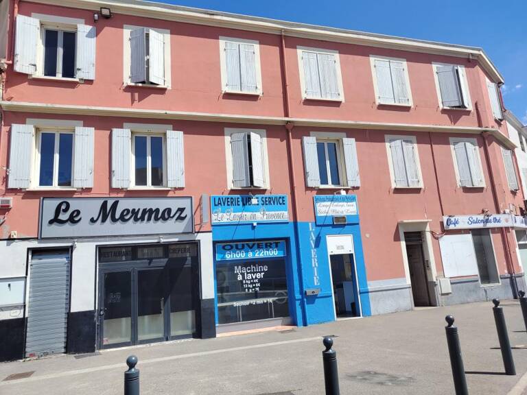 IMMEUBLE A VENDRE — photo 1
