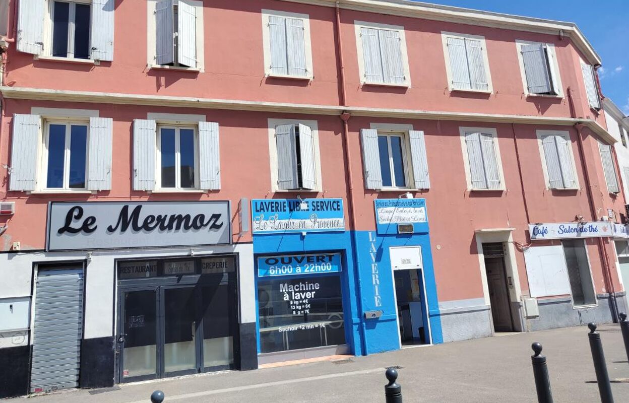 immeuble  pièces 411 m2 à vendre à Marignane (13700)