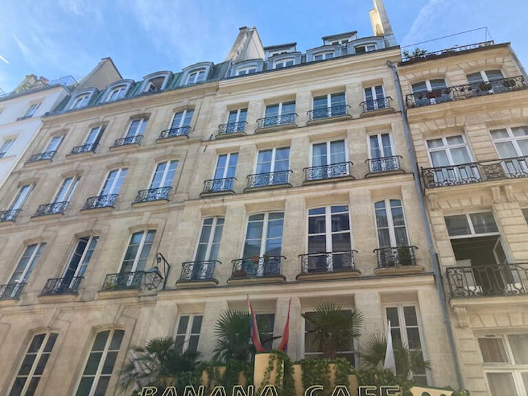 Paris 1 er -Châtelet les Halles chambre refaite à neuf — photo 1