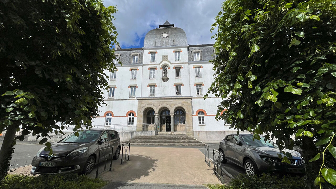 bureau  pièces 12 m2 à louer à Quimper (29000)