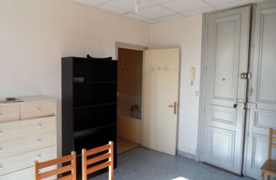 location appartement 340 € CC /mois à proximité de Chasseneuil-du-Poitou (86360)