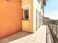 T4 en duplex / terrasse avec garage en sous-sol — photo 2