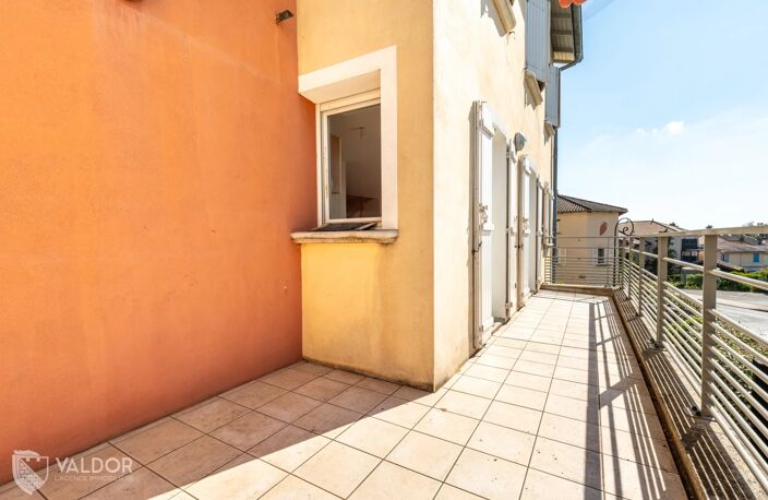T4 en duplex / terrasse avec garage en sous-sol — photo 2