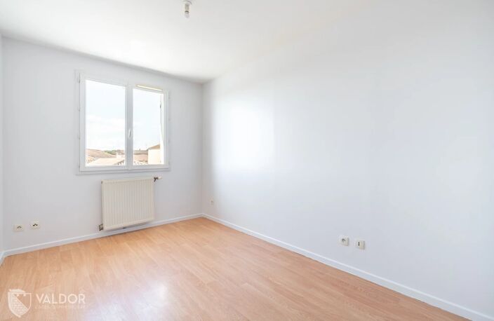 T4 en duplex / terrasse avec garage en sous-sol — photo 5