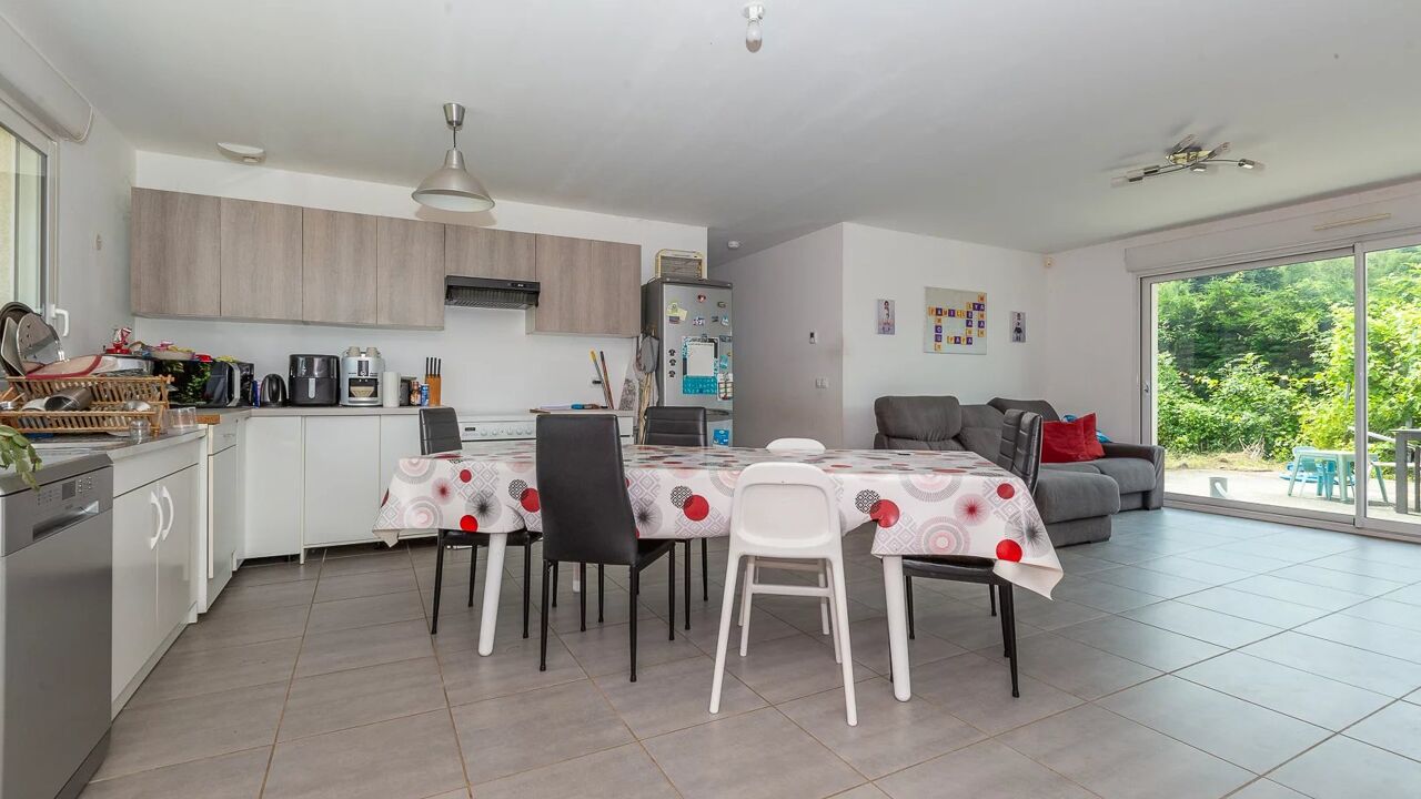 maison 4 pièces 88 m2 à Sermérieu (38510)