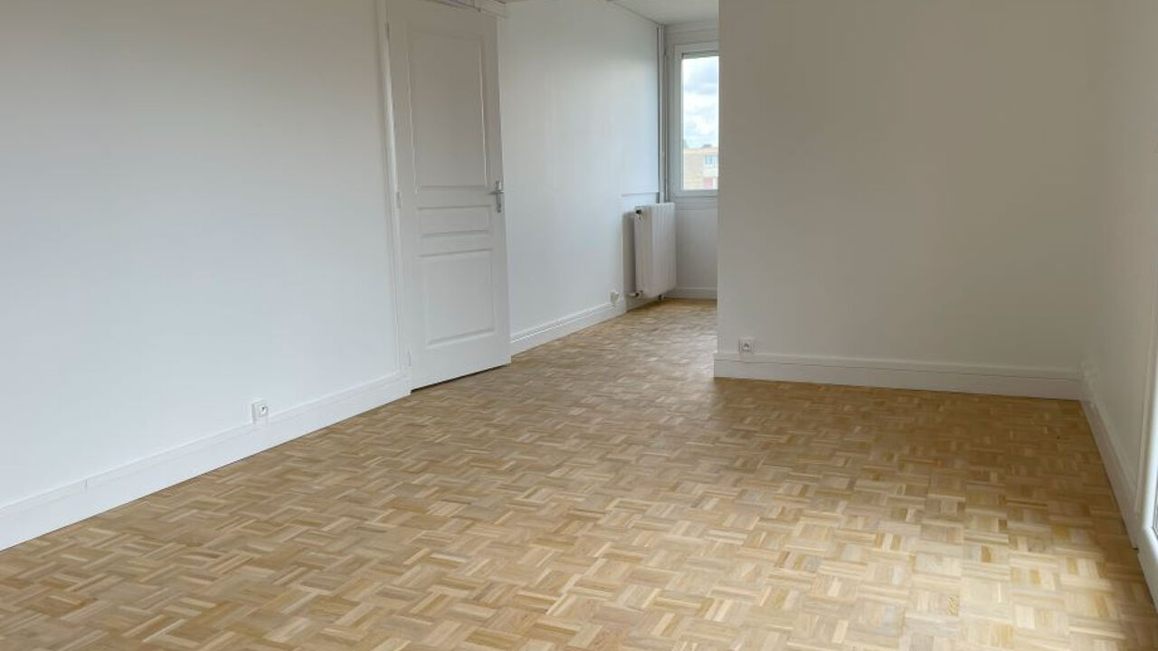 appartement 3 pièces 65 m2 à vendre à Beauvais (60000)