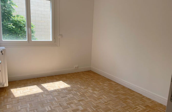 Grand appartement à vendre avec balcon à Beauvais — photo 4