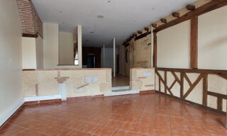 Immeuble  270 m² à vendre à Cazères (31220)