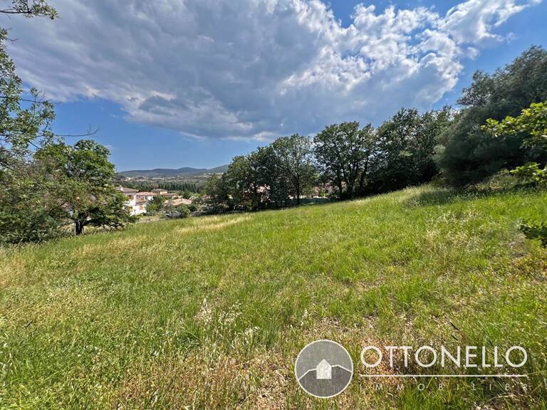 Terrain constructible viabilisé Roquebrune Sur Argens 400 m2 — photo 1