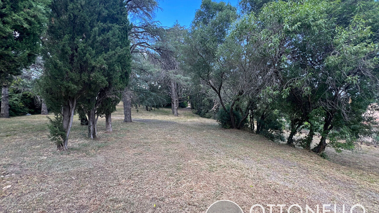 terrain  pièces 960 m2 à vendre à Roquebrune-sur-Argens (83520)