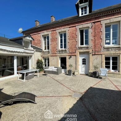 Maison 7 pièces 234 m²