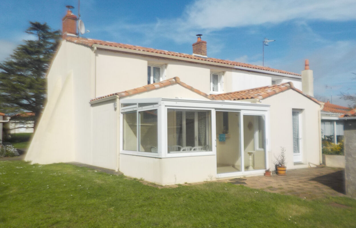 maison 4 pièces 106 m2 à vendre à Longeville-sur-Mer (85560)