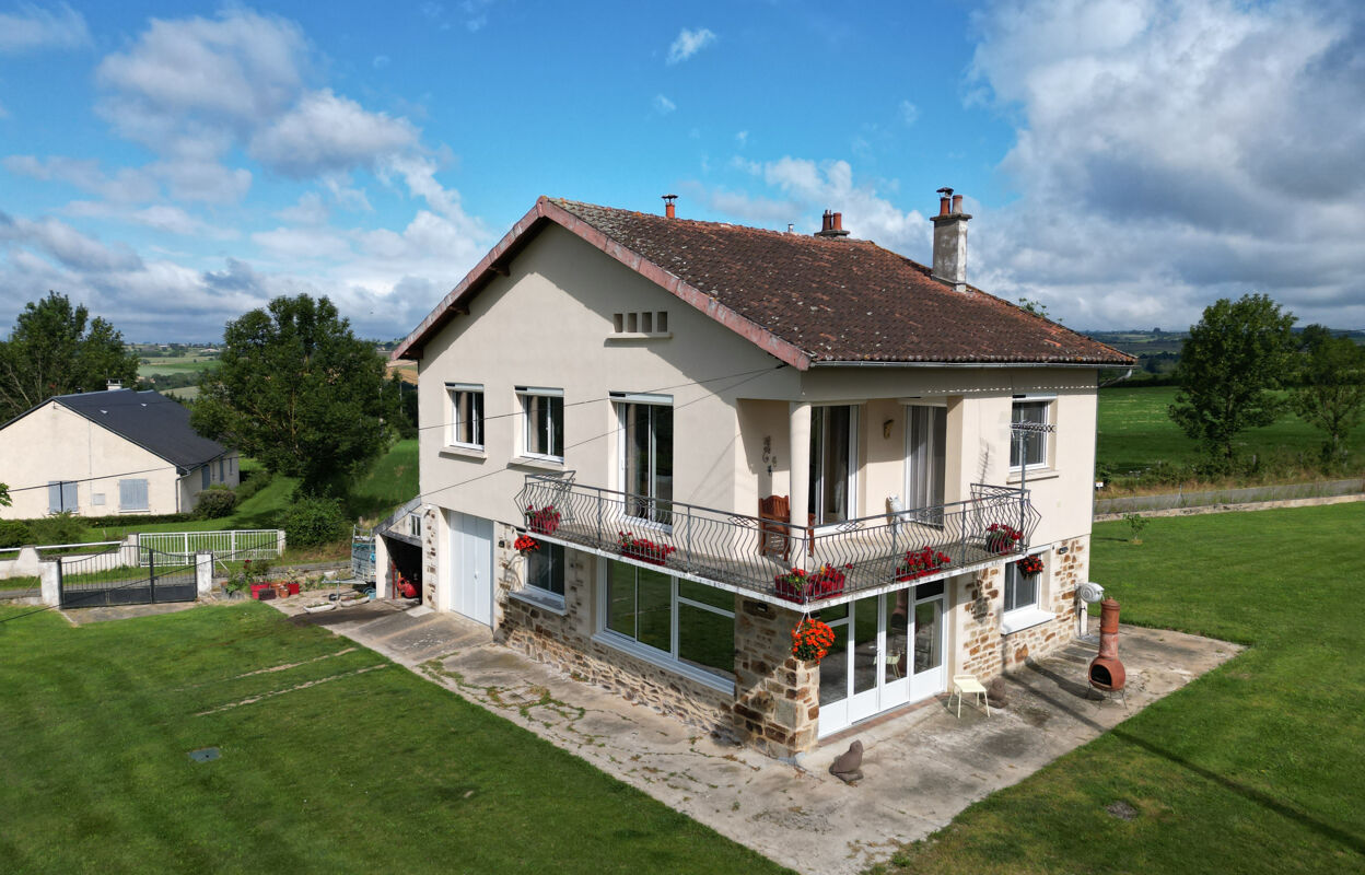 maison 6 pièces 114 m2 à vendre à Sauveterre-de-Rouergue (12800)