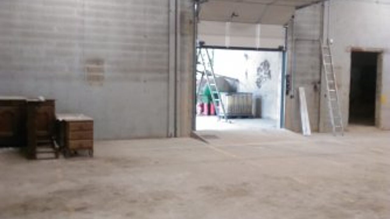 commerce  pièces 450 m2 à louer à Perpignan (66000)