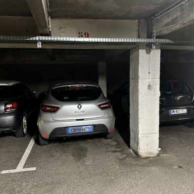 Parking 11 m²