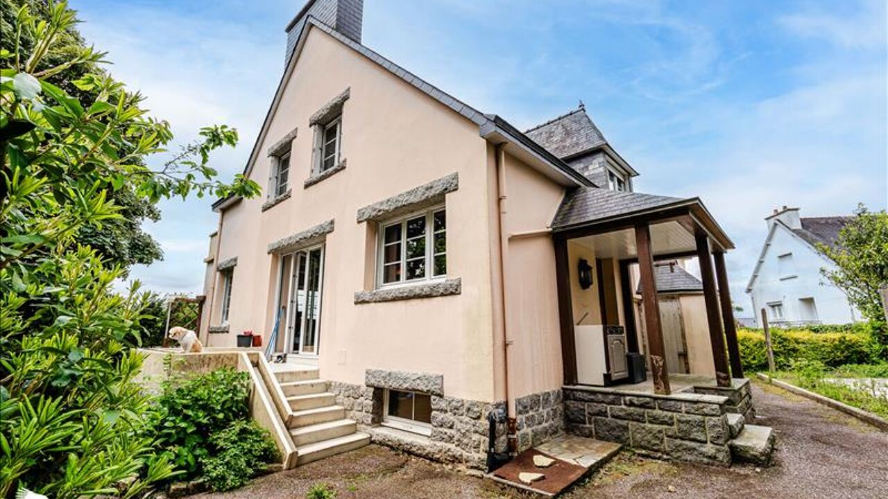 maison 6 pièces 153 m2 à vendre à Châteauneuf-du-Faou (29520)