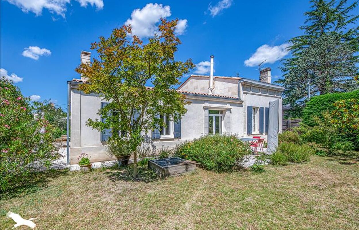 maison 7 pièces 191 m2 à vendre à Le Taillan-Médoc (33320)