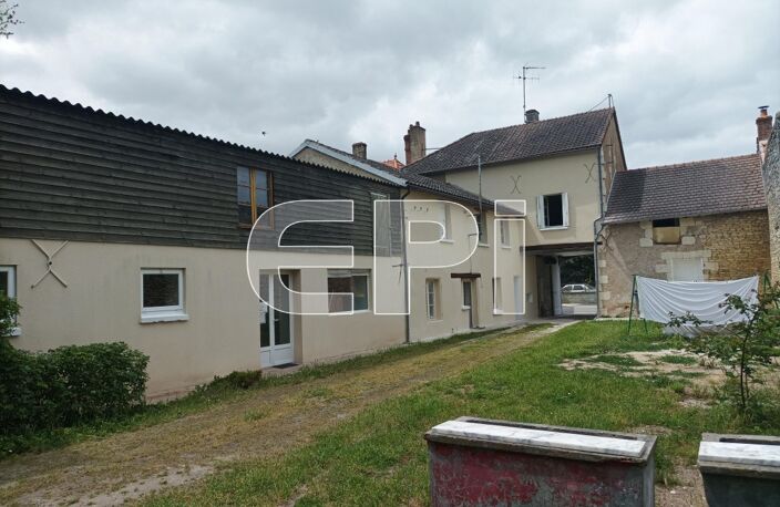 Maison d'habitation de 166m² et commerce de 33m² comprenant au — photo 2