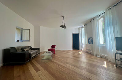 location appartement 2 300 € CC /mois à proximité de Le Puy-Sainte-Réparade (13610)