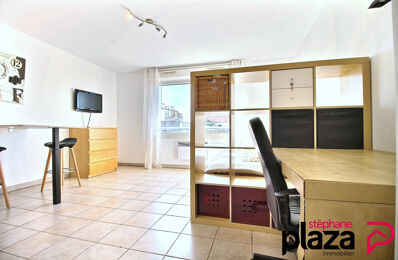 location appartement 585 € CC /mois à proximité de Roquefort-la-Bédoule (13830)