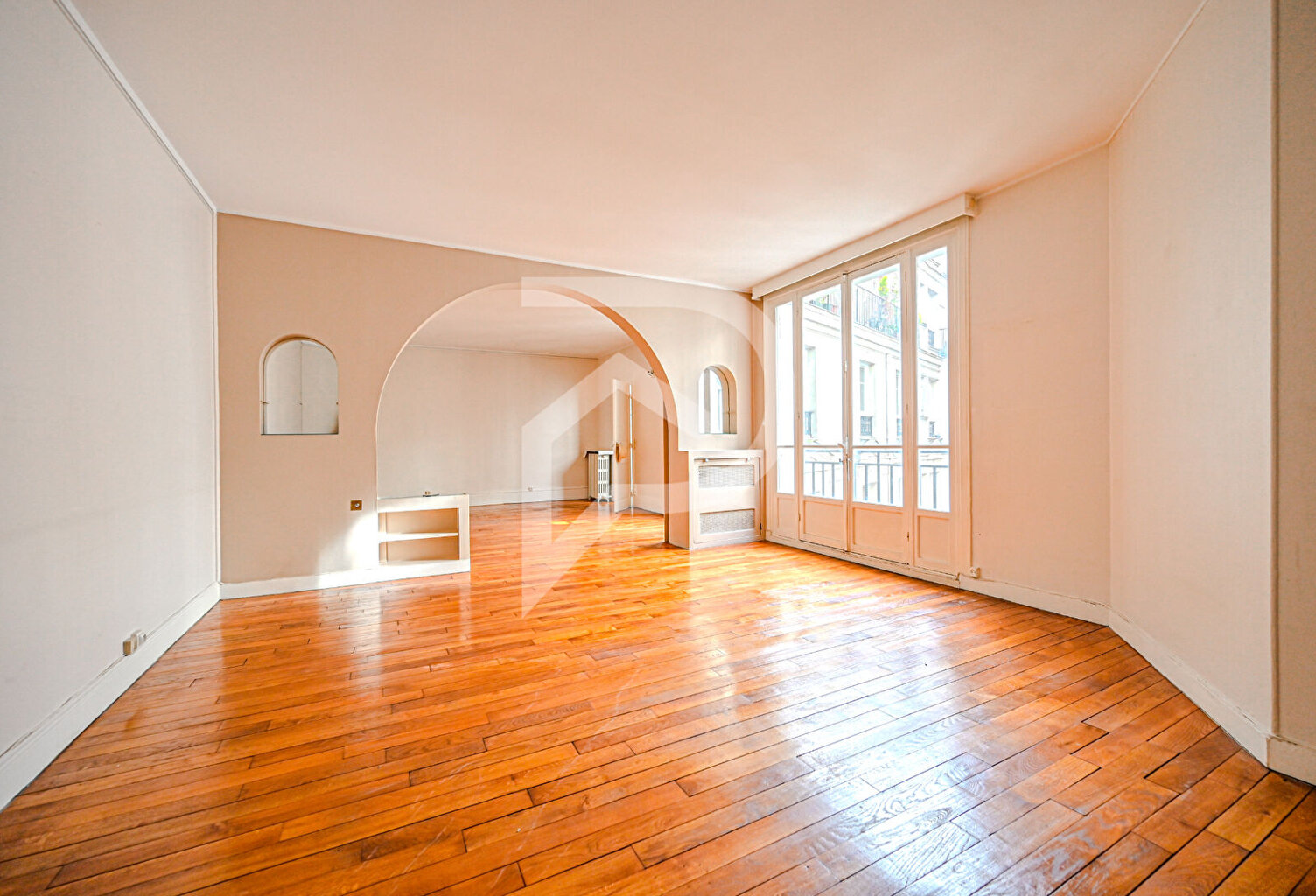 Appartement Paris 15è - Duroc 2 pièce(s) 65 m2 — photo 1