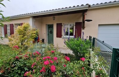 vente maison 215 000 € à proximité de Saint-Amant-de-Boixe (16330)