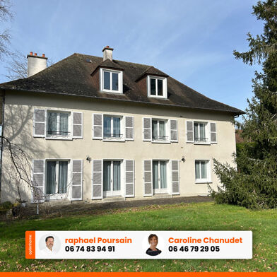 Maison 11 pièces 283 m²