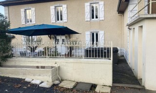 Maison 4 Pièces 133 m² à louer à Ledeuix (64400)
